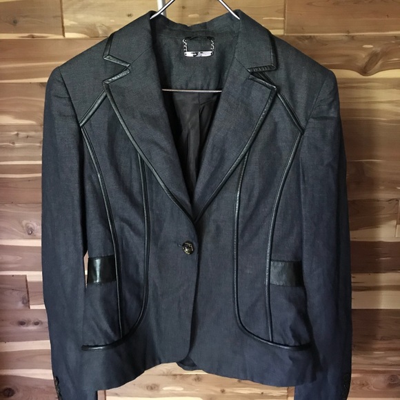 Rock & Republic Denim Jacket - Picture 1 of 3